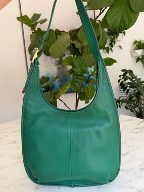 COACH Originals Large Ergo Shoulder Bag 33 Green Glovetanned Leather Brass C2264